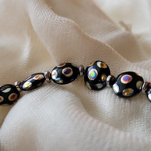 Czech Glass Hand Strung Bracelet - Picture 2 of 4